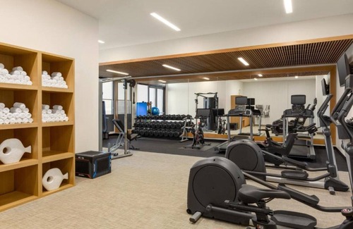 East San Mateo House | Comfy beds in a central location