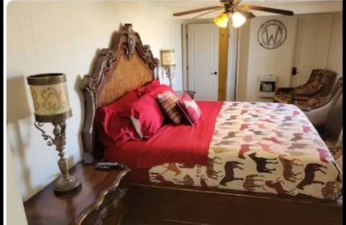 Seminole House | Comfy Country Home