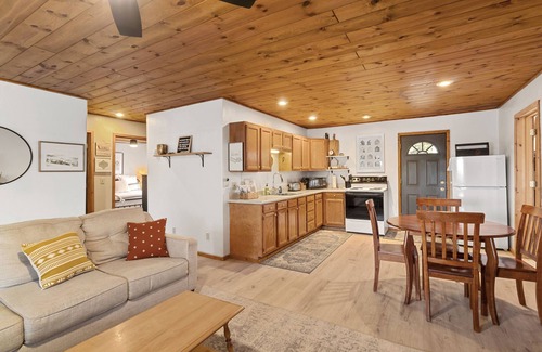 Overgaard Cabin | Comfy, Cozy Cabin in the Mountains with a large front porch. Pet-Friendly!
