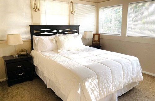 Las Cruces House | Comfy Downtown Las Cruces Stay w/ early check-in