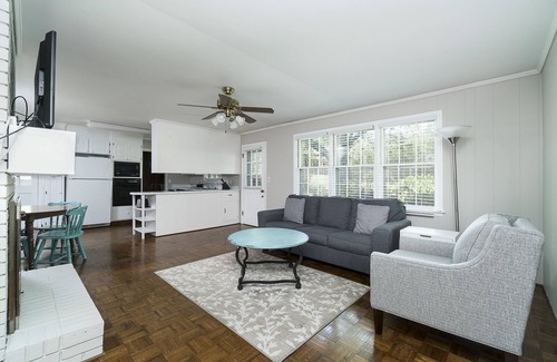 Wade Hampton House | Comfy Eastside Home Close to Downtown