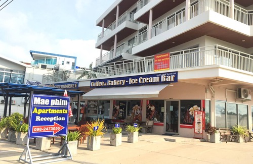 Kram Apartment | Comfy family beach front condo unit A307