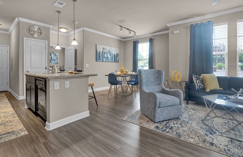 Durham Apartment | Comfy, freshly decorated apartment!