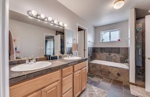 West University House | Comfy home, HOT TUB near UNR, Rafael Park, Downt