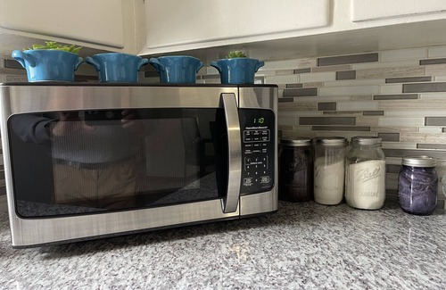 Niagara Falls House | Comfy Home in Niagara Falls USA | Free Parking