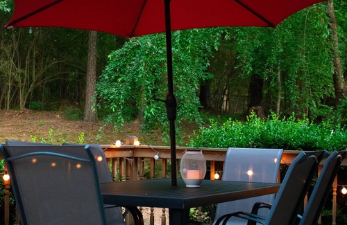 Athens House | Comfy home, plenty of space, conveniently located!