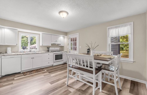 North Haven House | Comfy home with renovated interior