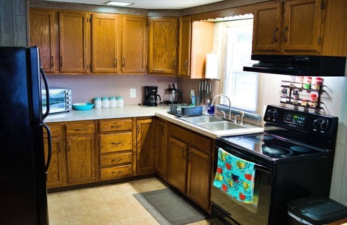 Tannersville Apartment | Comfy Nest- Minutes from Camelback, Kalahari, Casino, The Crossings Outlet