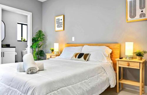 Liberty City Apartment | Comfy Retreat Studio w Kitchenette - 15min to Wynwood