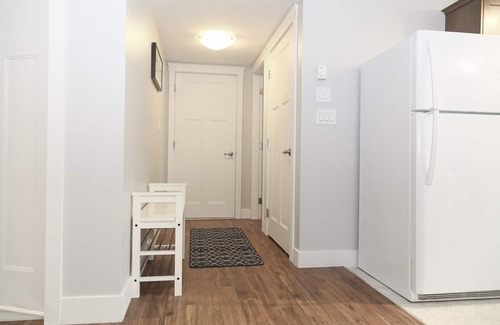 Sardis Apartment | Comfy suite for work travelers & long-term stays