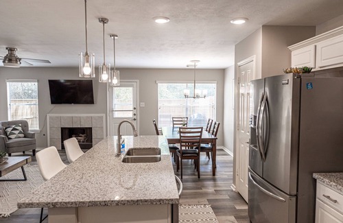 Alden Bridge House | 💎 Comfy Three Bedroom Condo 💎