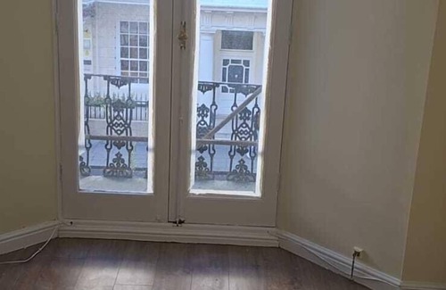 Lancaster Gate Apartment | Comfy three Bedroom Apartment in Queensway