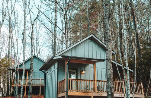 Topton Cabin | Comfy Tiny Cabin Near Lake Nantahala - The Great Smoky Mountains