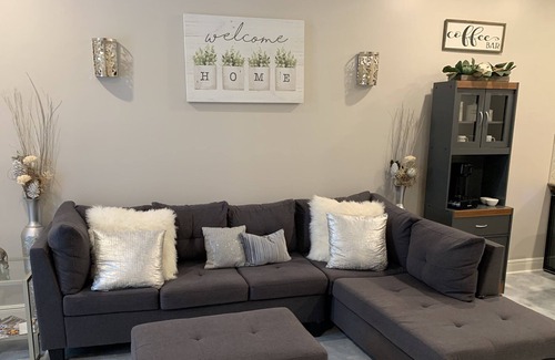 Youngsville House | ⭐️⭐️ Comfy Townhome near Youngsville Sports Complex ⭐️⭐️