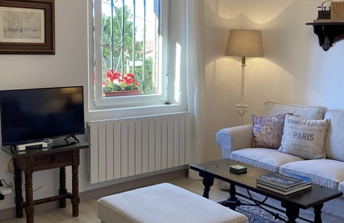 Comillas City Center Condo | COMILLAS CENTER-3 BEDROOMS 2 BATHROOMS
