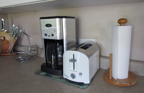 St. George's Apartment | Coming for Cricket in July? 1 Bdrm Apt located 10 mins from the National Stadium