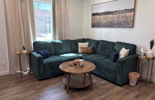 Rock Springs House | Coming for work?! Stay here!