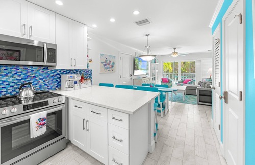 Sanibel Condo | Coming soon brand new condos on the West end of Sanibel! Deeded beach access !