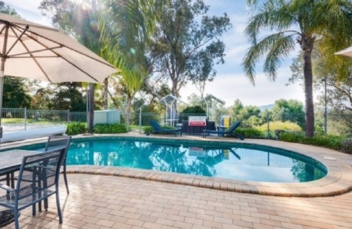 North Albury Hotel | Commercial Golf Resort