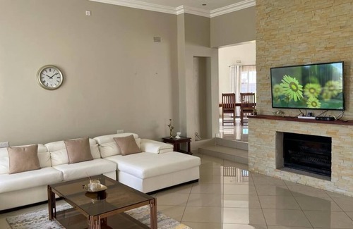 Bulawayo Apartment | Commodious and Contemporary double home - 2042