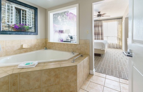 Las Vegas Hotel | Commodious Wyndham Grand Desert, 2 Bedroom Deluxe