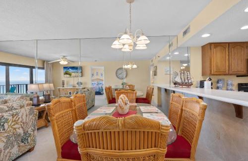 Lower Grand Lagoon House | Commodore 0804