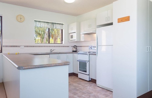 Nelson Bay Apartment | Commodore, 9/6 Intrepid Close - SO CLOSE TO THE WATERS EDGE