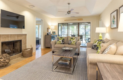 West Beach Cottage | Community pool/dock, EV friendly