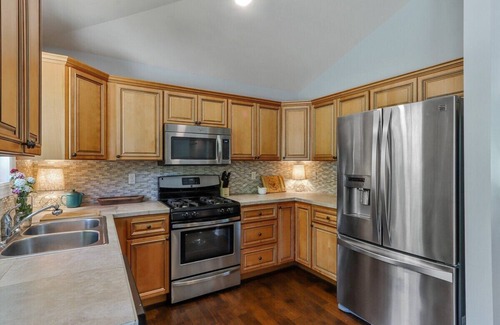 Como House | Como Lake Views on Deck |Screened-in Porch | Beach Access | Fireplace |Short Walk to Lake