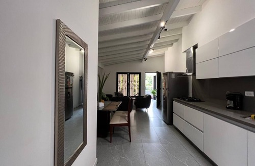 La Castellana Apartment | Comodo Apartamento Laureles La 80