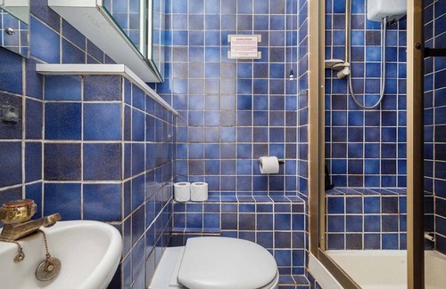 Warwick Apartment | Compact Studio in Vibrant Pimlico