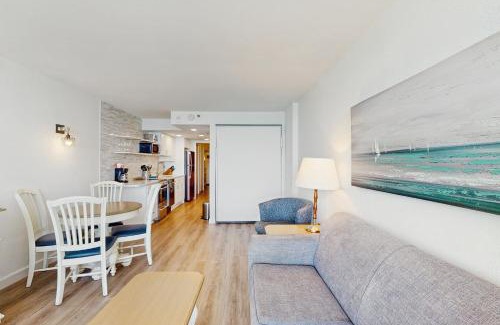 Myrtle Beach Apartment | Compass Cove 1255