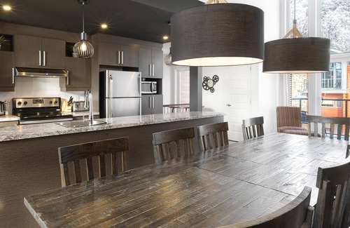 Stoneham Ski Chalet | Compfortable Chalet to Rent at Stoneham located at the Mountain (CITQ: 287722)