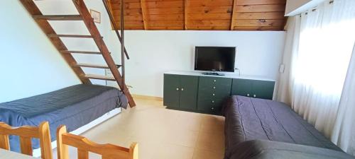 San Andres de la Sierra Ski Chalet | Complejo Cabañas Las Violetas en Villa Serrana La Gruta