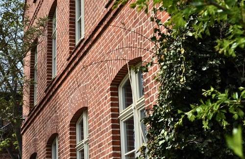 Oberhavel House | Complete guesthouse on the Finow Canal (former school from 1875) for 12 people