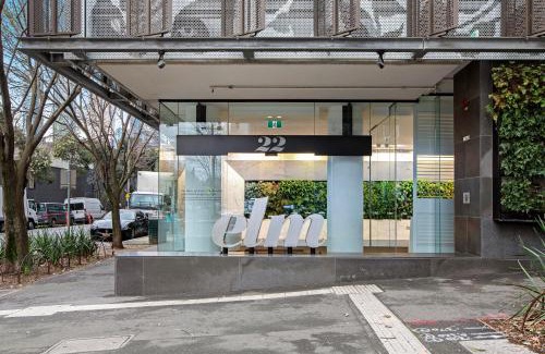 Southbank Apartment | Complete Host Elm Apartments