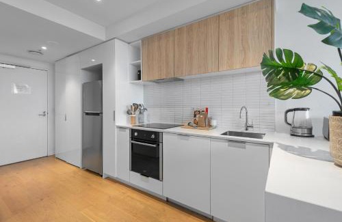 St Kilda Apartment | Complete Host STK Apartments