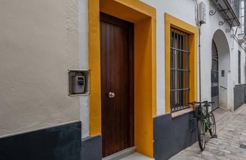 San Vicente Apartment | Complete house 3 floors- Oasis of peace with Terrace