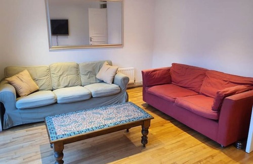 Shaftesbury House | Complete Town House, Central London, Free Parking in Secure Car Park, Zone 2
