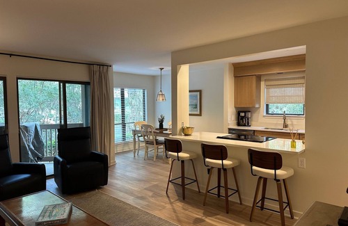 Sea Pines Villa | Completely renovated Lighthouse Tennis Villa