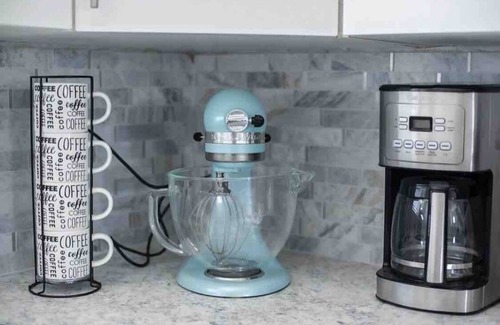 Avon House | Completely remodeled dog friendly 3 bedroom home w/beach gear and linen included