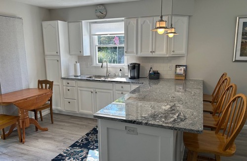 North East House | Completely Remodeled Lake House w 3 bedrooms 2 bath, deck & amazing beach view