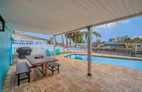 Bay Crest Park House | Completely Reno'd Luxury Canalfront Tampa Bay Home