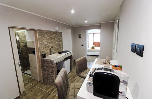 Triggiano House | Completely renovated period house located in the historic center of the city