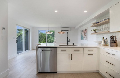 Oak Bluffs House | Completely Renovated Oak Bluffs Retreat