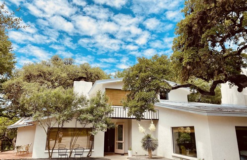 Rio Frio House | Completely secluded 100 acre ranch. Luxury home, Private creek