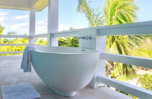 Gregory Town Villa | Complimentary Concierge + Private Beaches & Pool + Chef Services + King Suites