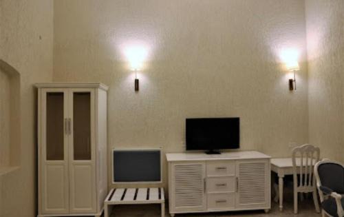 Rewari Hotel | Compound INN