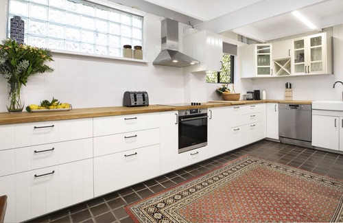 Bundanoon House | Comrie Bundanoon - Family home conveniently located
