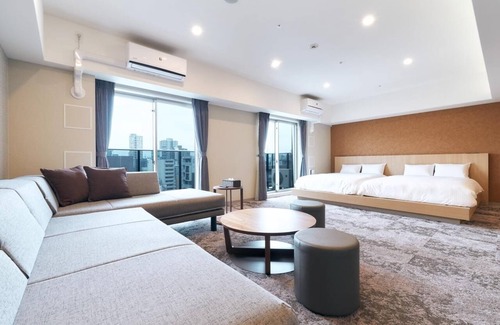 Minamisenba Apartment | Concept Room in Osaka City Center Shinsaibashi/Osaka Ōsaka